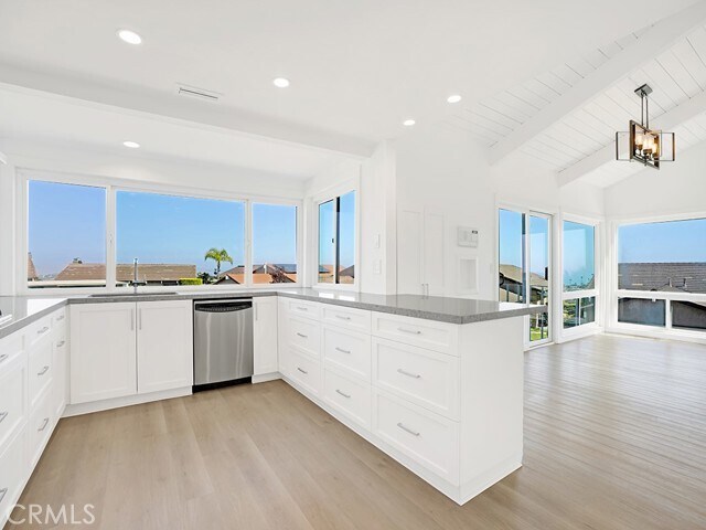 Building Photo - 31232 Flying Cloud Dr