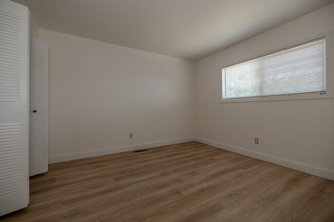Foto del edificio - 1103 Crescent Ln