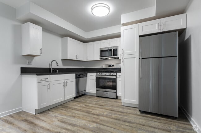 3BR, 2BA - N.o 1 - 570 Los Robles