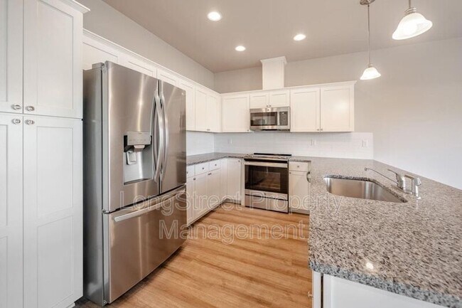 Foto del edificio - 756 S 16th St