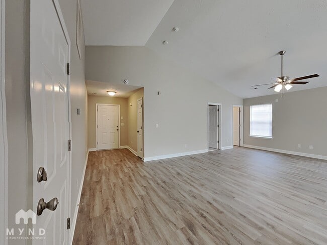 Foto del edificio - 440 Scotts Creek Trail