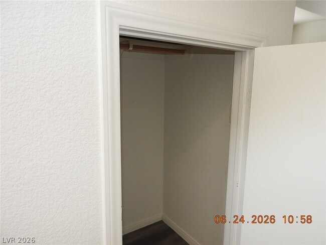Foto del edificio - 521 W Dolphin Peak Ct