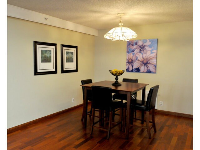 Dining Room - 332 Philip Dr
