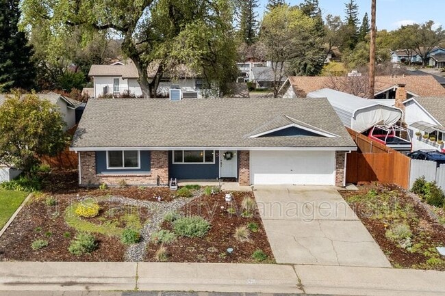 Building Photo - 6449 Feliciter Way