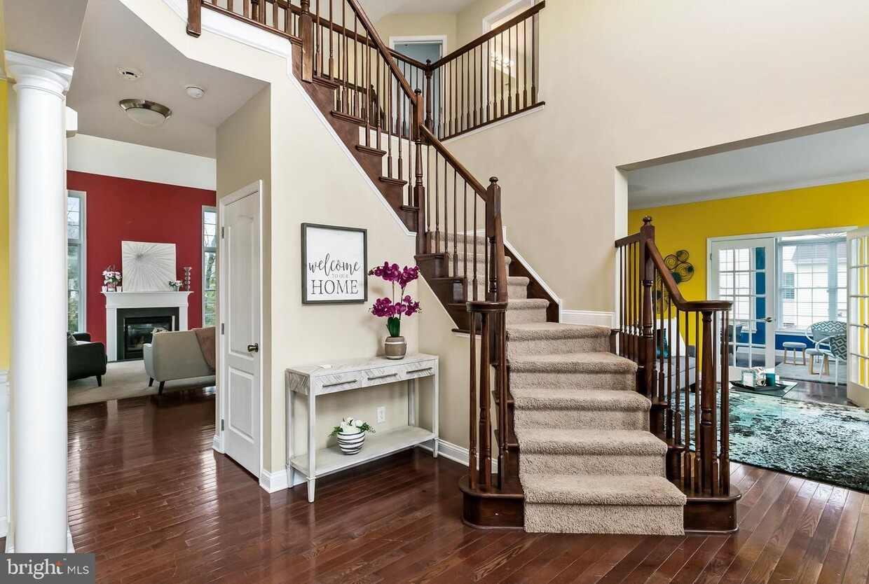 Primary Photo - 16 Foxcroft Way