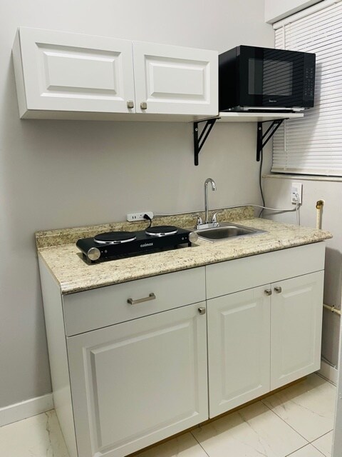 Foto del edificio - 1704 N 32nd Ct