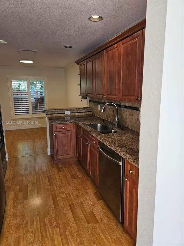 Foto del edificio - 2816 NW 99th Terrace