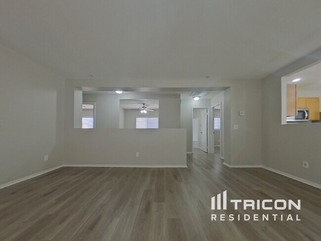 Foto del edificio - 12792 N B St