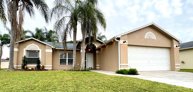 Foto del edificio - 8538 Yearling Ln