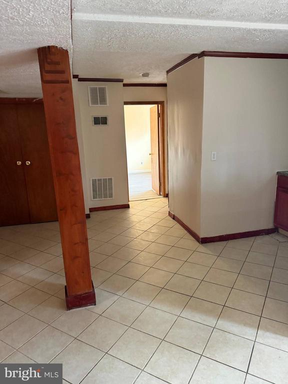 Building Photo - 6208 Welshire Pl