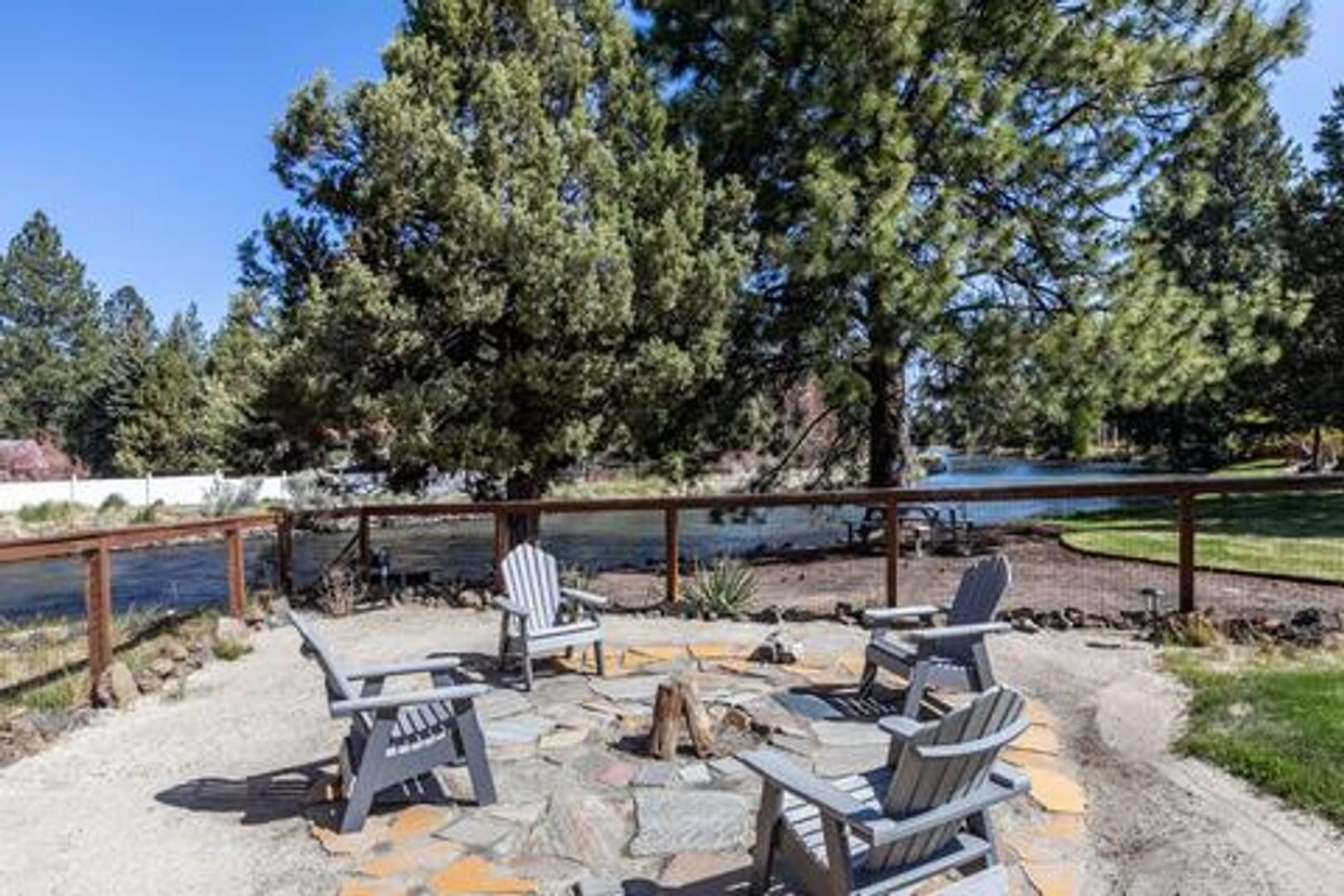 Primary Photo - Chalet Style Home on the Canal in Bend!