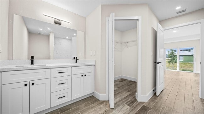 Foto del edificio - 2321 NW 30th Terrace