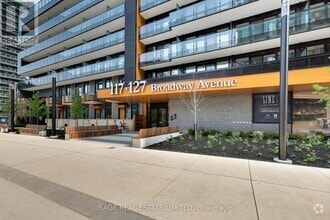 Building Photo - 117-2117 Broadway Ave
