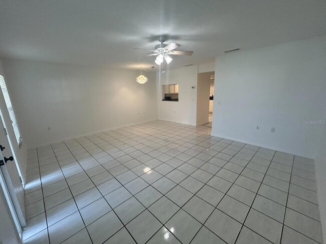 Photo - 106 S Primrose Drive Unit Townhome