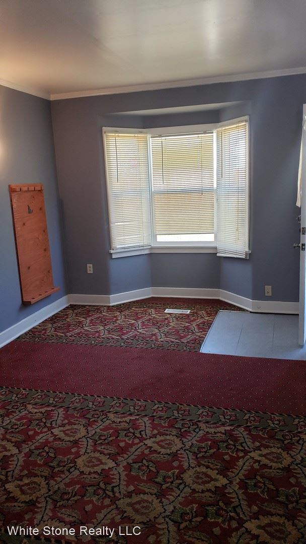 Building Photo - 2 br, 1 bath House - 821 8th Street
