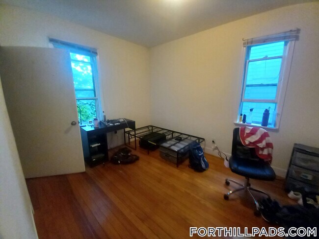 Foto del edificio - 49 Beech Glen St