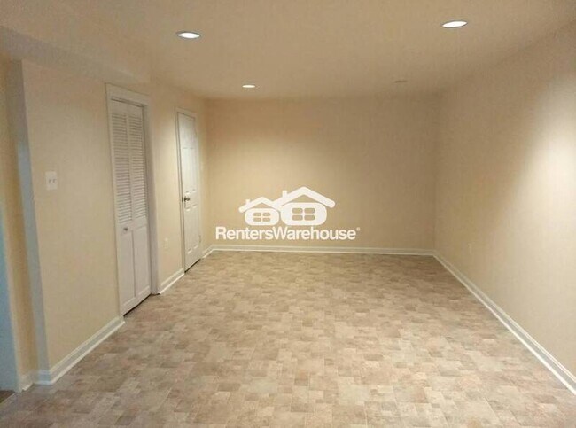 Photo - 22 Wester Ogle Ct House