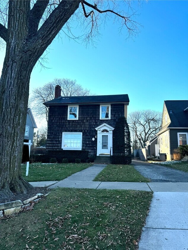 Foto principal - 6 S Elm St