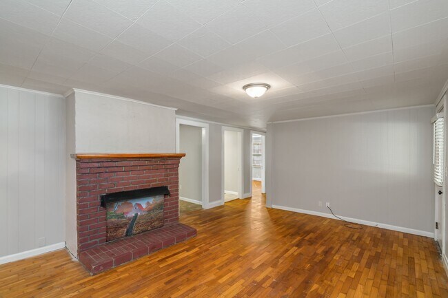 Foto del edificio - 6006 Fayette Ln