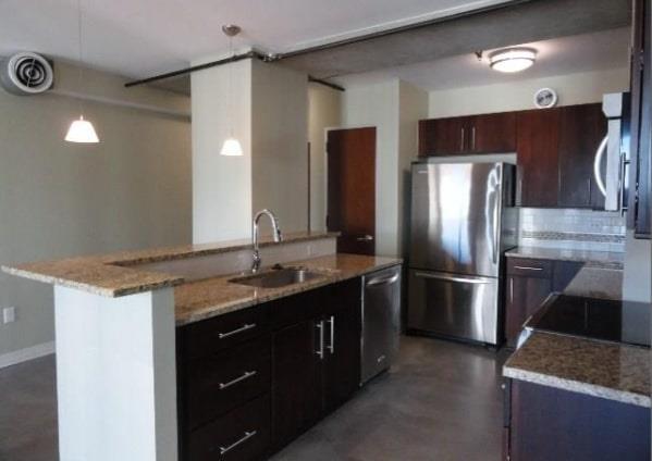 Foto del edificio - 800 Brazos St