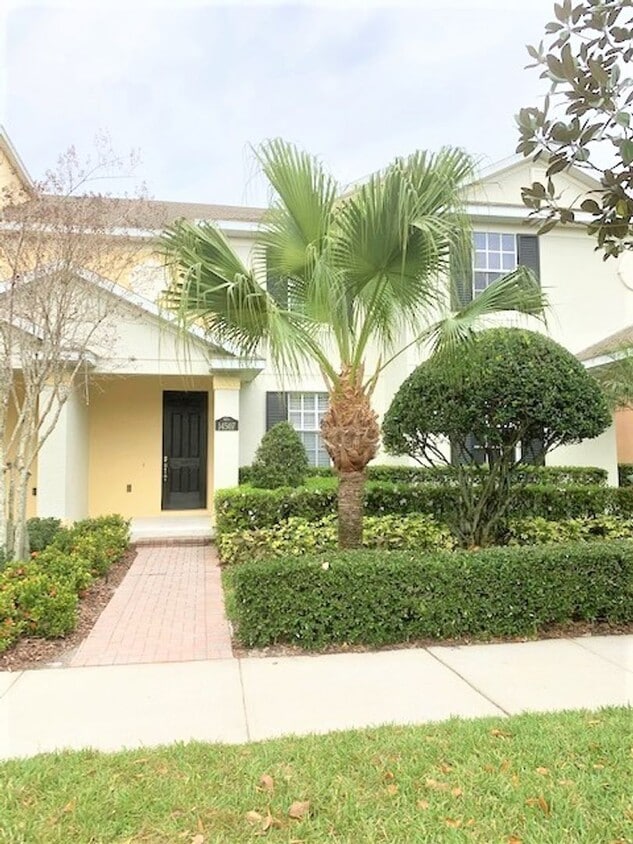 Foto principal - Beautiful 4/3 Townhouse in Winter Garden