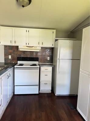 Foto del edificio - 25249 Needham Ln