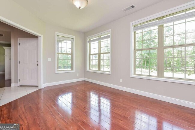 Building Photo - 424 Union Grove Way