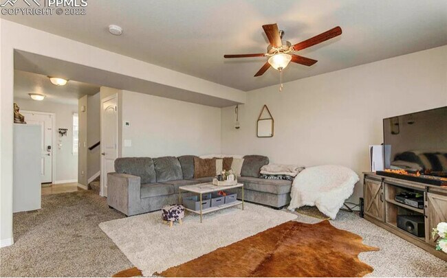 Building Photo - 6972 Winnicut Dr