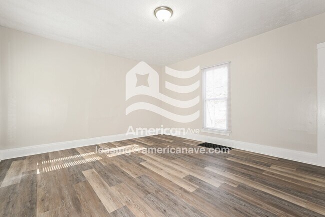 Foto del edificio - 532 Highland Ave