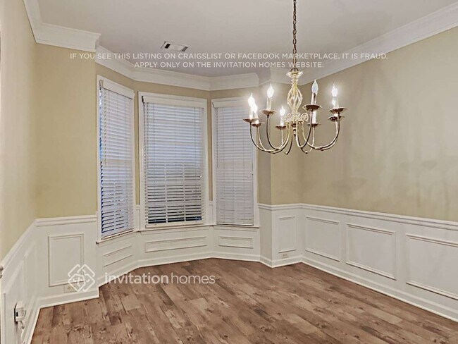 Building Photo - 350 Hillside Manor Dr NE