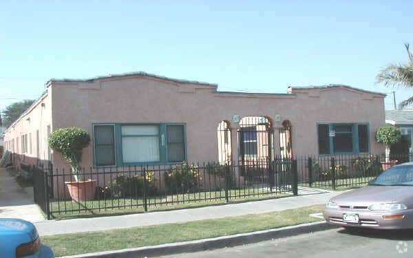 Building Photo - 1131 Saint Louis Ave