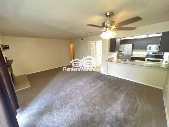 Building Photo - Amazing 2 Bedroom 2 Bathroom Condo Available Now! (Cherry Creek School District)