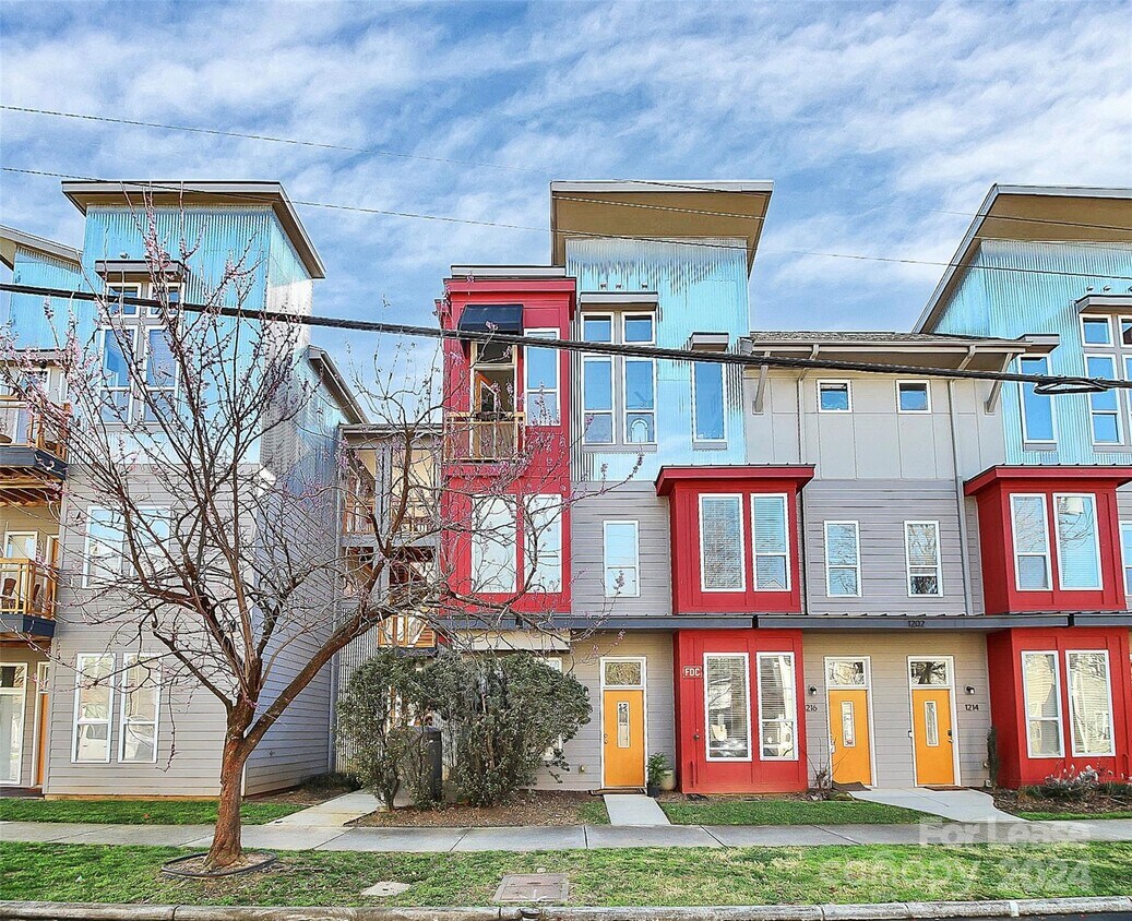 Foto principal - 1220 N Caldwell St