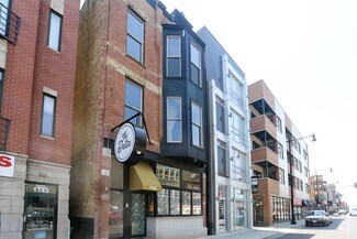 Building Photo - 1745 W North Ave