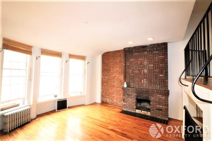 Primary Photo - 18 West 83rd Street