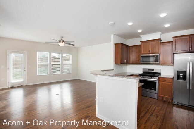 Foto del edificio - 3 br, 2.5 bath House - 1015 Laceflower Drive