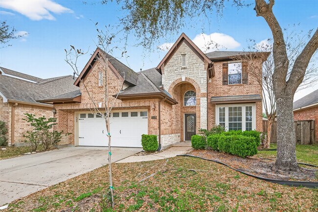Building Photo - 24526 Avellino Ct