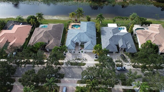 Building Photo - 3763 Oak Ridge Cir