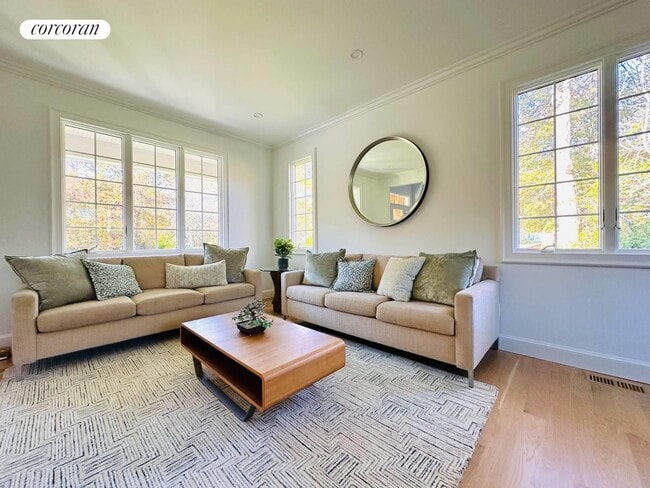 Foto del edificio - 10 Ginny Ln