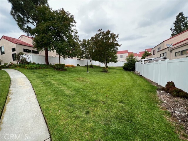 Building Photo - 8549 San Jacinto Ct