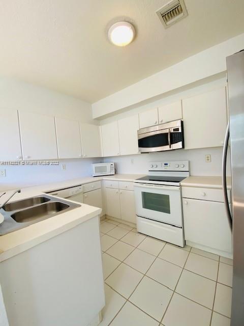 Foto del edificio - 4405 SW 160th Ave