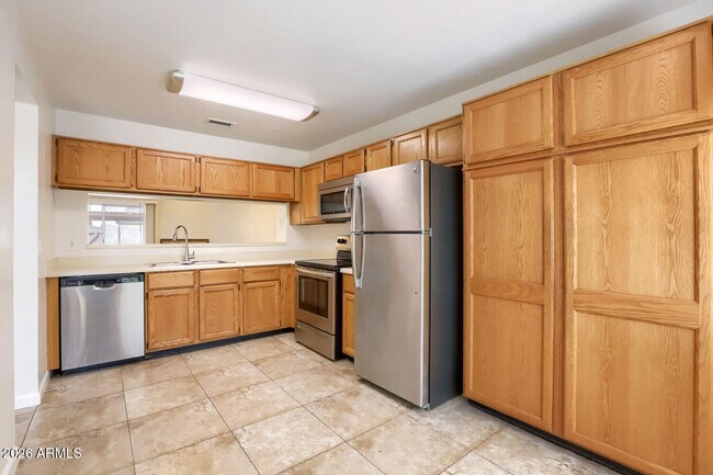 Building Photo - 4114 E Union Hills Dr
