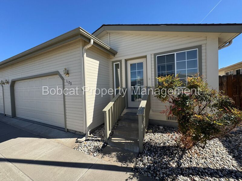 Primary Photo - 1129 Gambrel Dr