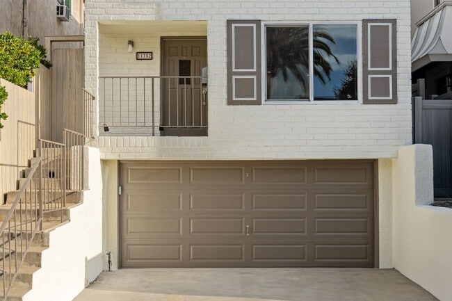 Foto del edificio - Gorgeous 3+3 Private Single Family Townhou...