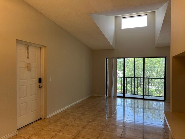 Building Photo - 202 Foxtail Dr