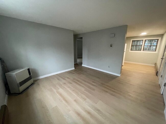 Foto del edificio - 15 Kingsley Ct