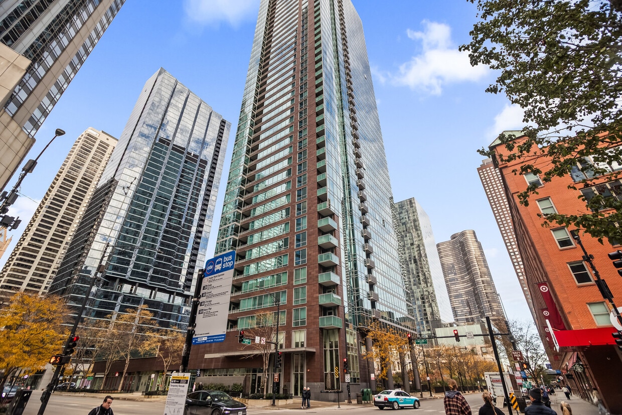 Foto principal - 505 N McClurg Ct