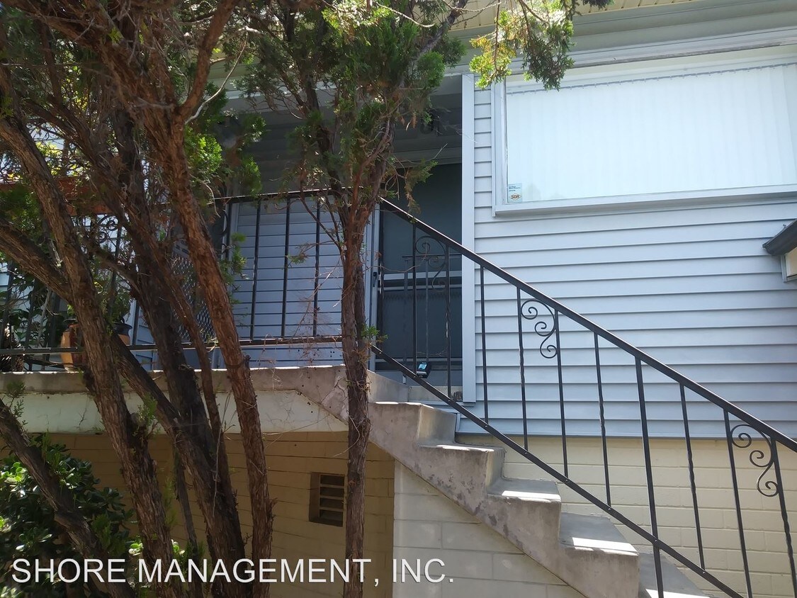 428 Rosemont St, San Diego, CA 92037 Room for Rent in San Diego, CA