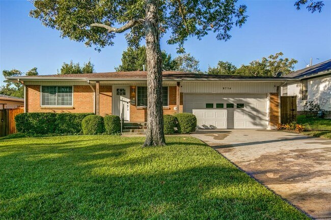 Foto del edificio - 9714 Twin Creek Dr