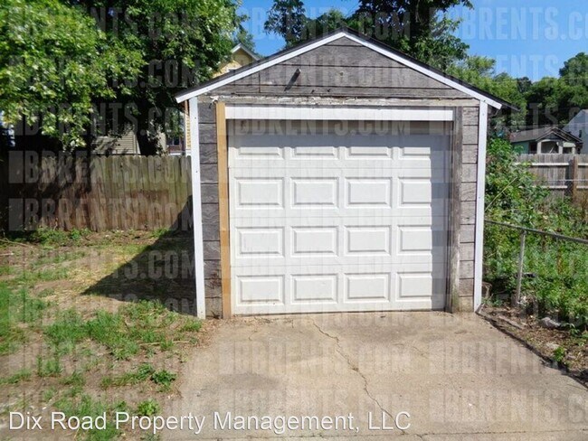 Foto del edificio - 4 br, 2 bath House - 536 Orient Avenue,